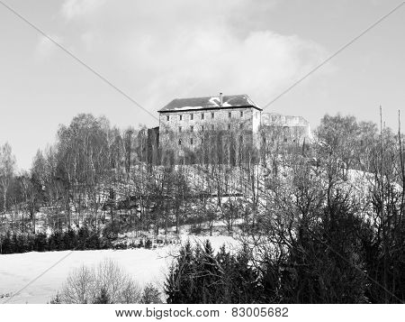 Pecka Castle in winter time