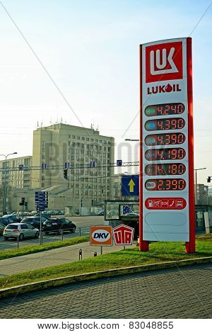 Vilnius City Center House And Lukoil Stand