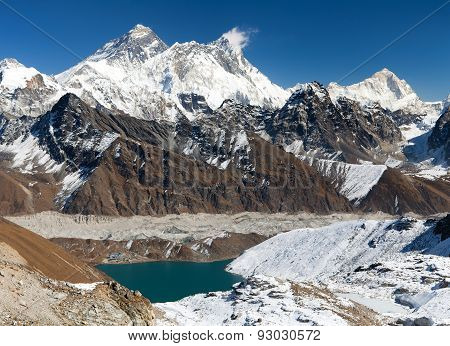 View Of Everest, Lhotse, Makalu And Gokyo Lake