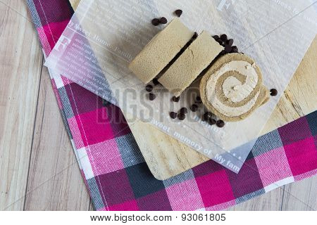 Coffee And Chocolate Roll Cake