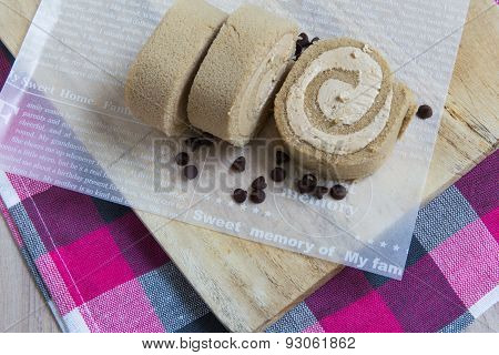 Coffee And Chocolate Roll Cake