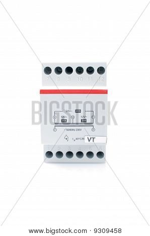 電圧トランス