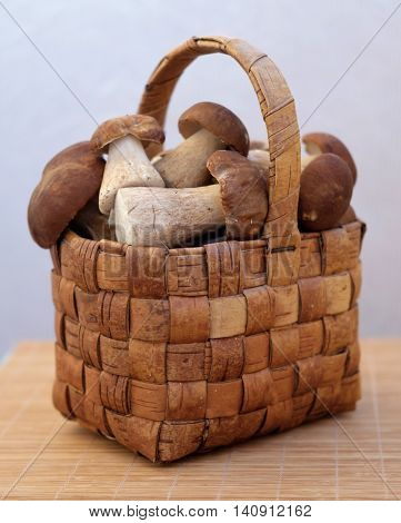 Wicker basket made of birch bark filled to the top