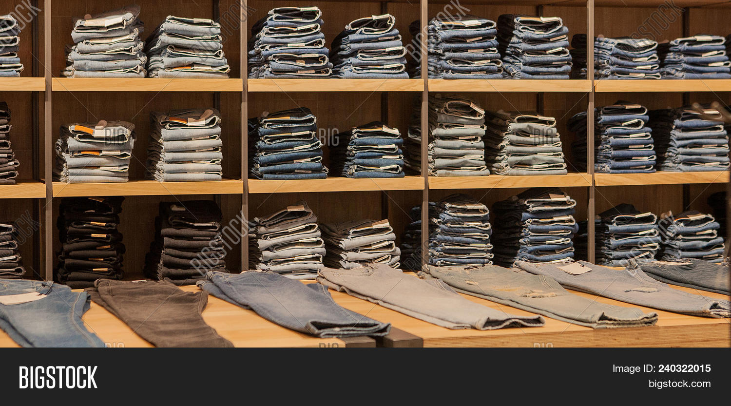 store blue jeans