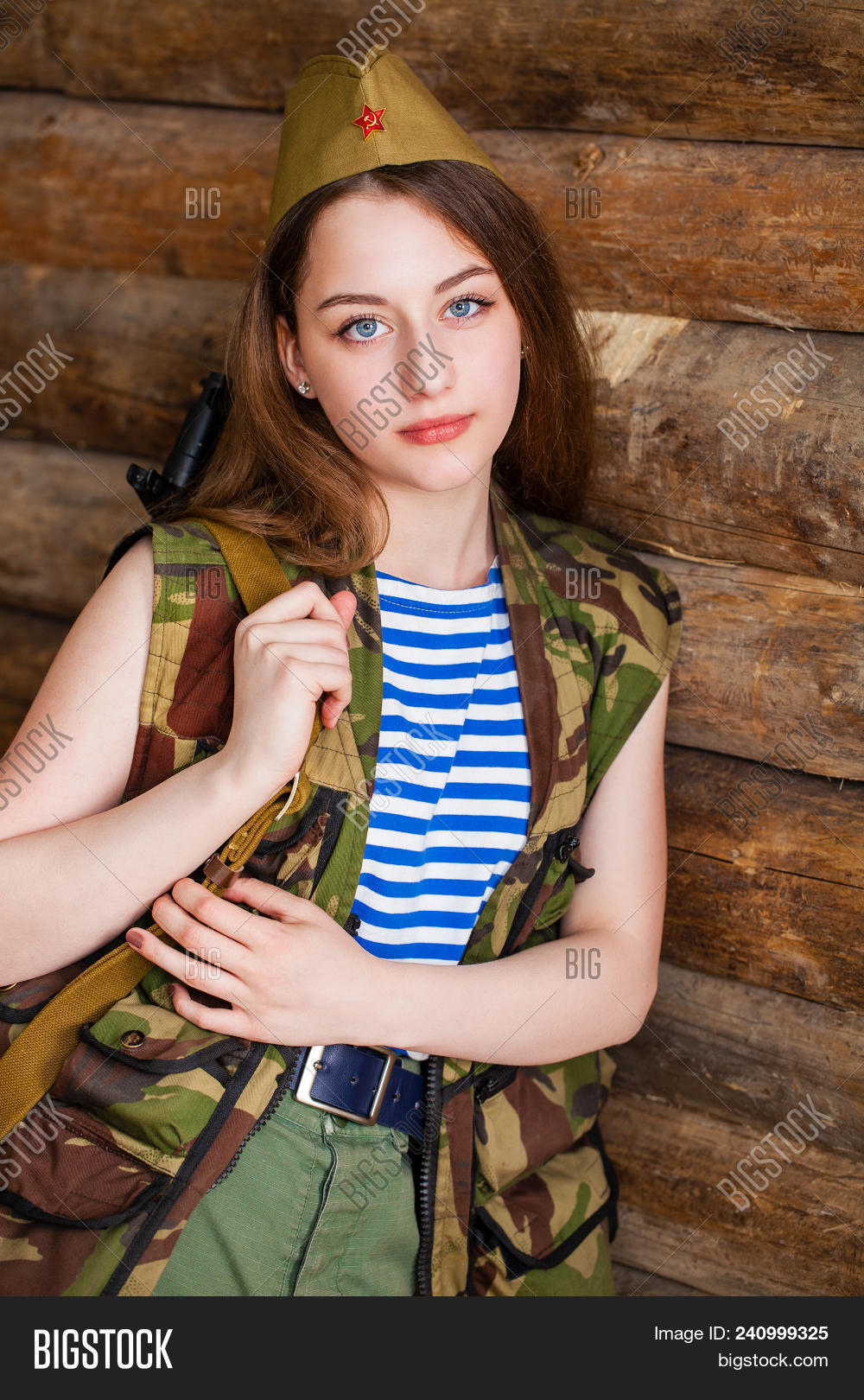 Young Russian Party Models Young Russian Party Models