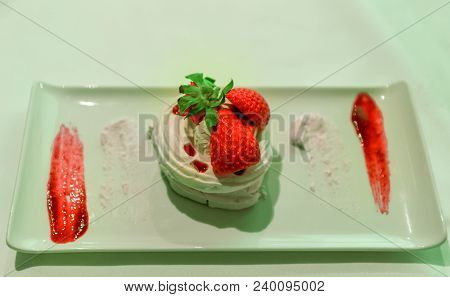 Strawberry Dessert - Delocious - Appetizing View
