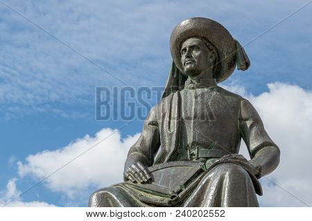 Lagos, Portugal - Circa May 2018: Statue Of Infante Dom Henrique (prince Henry) In The Town Square W