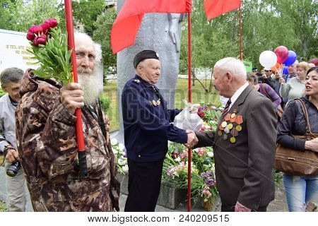 Ukraine, Kiev - 05.9.2016: People Celebrate The Day Of Victory In The Streets Of The City, A Militar