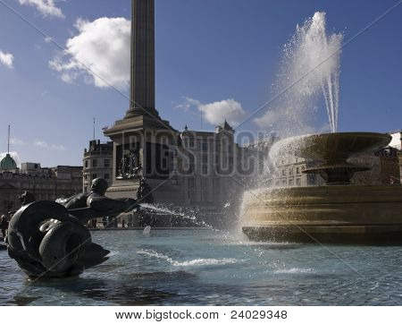 Brunnen am Trafalgar Square in London.