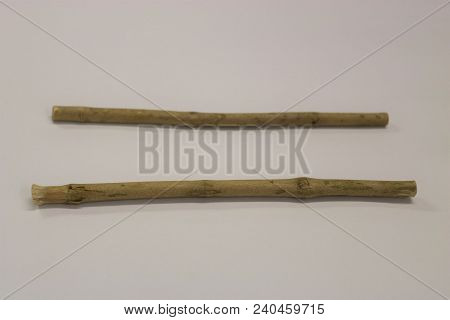Miswak Sticks. Siwak Or Sewak Sticks. Organic Toothbrush. Salvadora Persica. Old Islamic Traditional