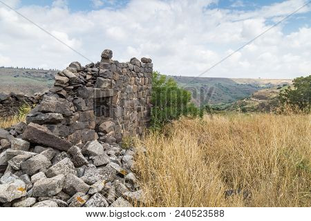 Ruins Of Ancient Jewish Settlement Umm El Kanatir - Mother Arches On The Golan Heights