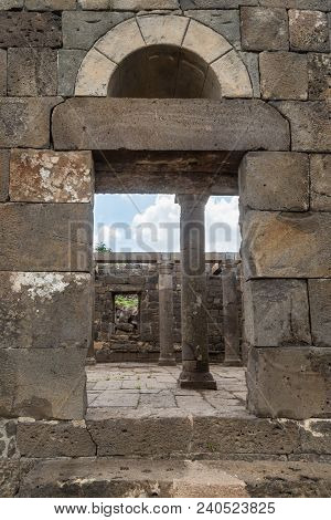 Remains Of An Ancient Synagogue In The Ruins Of Ancient Jewish Settlement Umm El Kanatir - Mother Ar