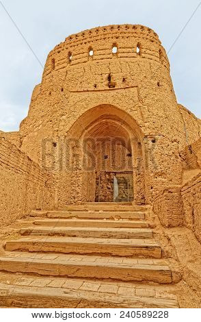 Meybod, Iran - May 6, 2015: Entrance To The One Of The Buildings At Narin Mud-brick Fort.