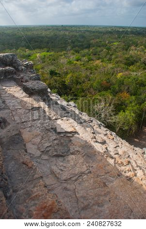Climbing To The Top Of The Great Pyramid Of Coba Nohuch Mul The Most Popular Activity Of Tourists. U
