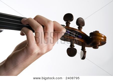 Дрочит скрипач