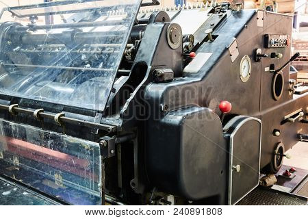 Printer lithography cylinder machine in a printing factory