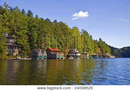 Smukke sø Shoreline Se