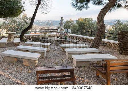 Jerusalem, Israel, December 07, 2019 : A Place For Prayers In The Garden Of The Our Lady Of The Ark 