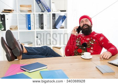 Holiday Mobile Marketing. Hipster Talk On Phone In Business Office. Business Man In Winter Style. Bu