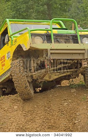 Gul Off-road bil blade stejle skråning