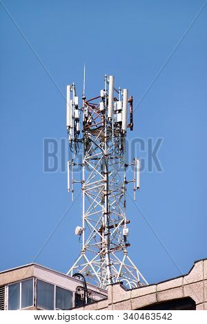 Telecommunication Network Repeaters, Base Transceiver Station. Tower Wireless Communication Antenna 