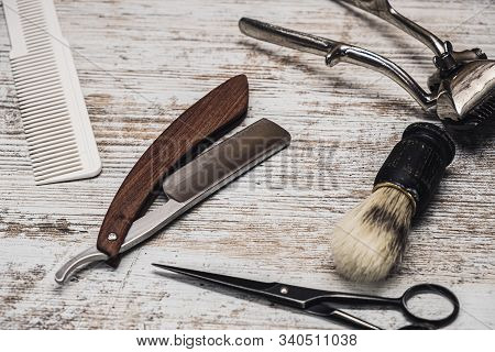 Vintage Barber Tools Dangerous Razor Hairdressing Scissors Old Manual Clipper Comb Shaving Brush