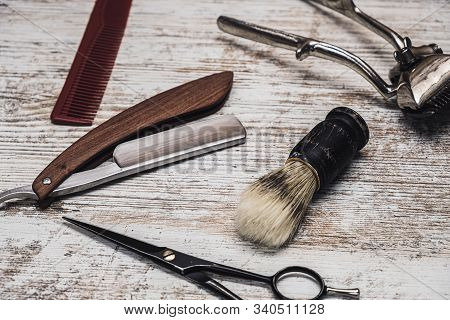Vintage Barber Tools Dangerous Razor Hairdressing Scissors Old Manual Clipper Comb Shaving Brush