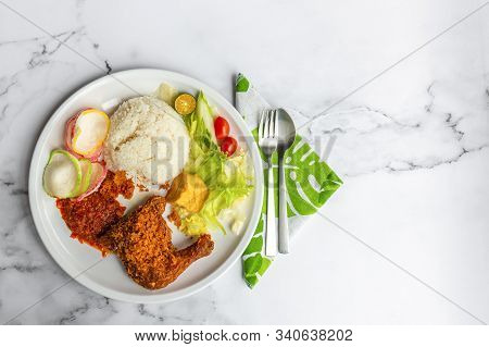 Ayam Penyet, Indonesian East Javanese Cuisine - Consisting Of Fried Chicken That Is Smashed With The