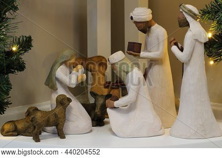 Virgin Mary, Baby Jesus, Joseph And Three Shepherds Figurines