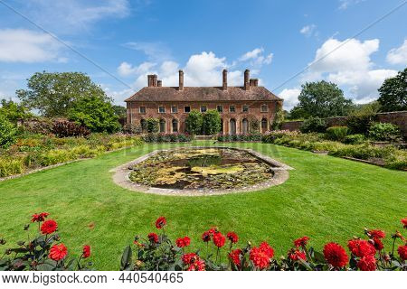 Barrington.somerset.united Kingdom.august 8th 2021.view Of The Strode House And Ornamental Garden At
