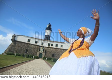 Baianas By The Lighthouse In The Barra