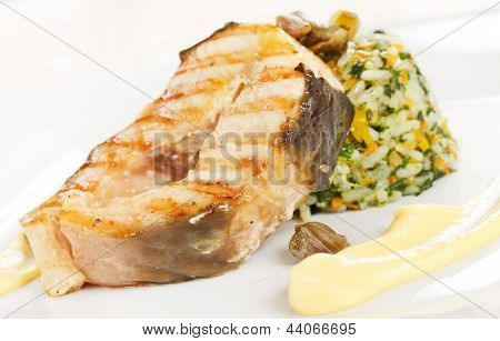 fisk bøf med ris