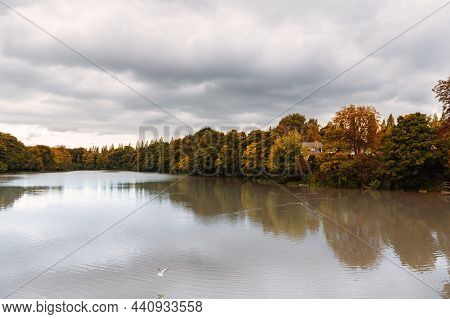 Lymm Dam During Autumn Season, Chesire, England Uk
