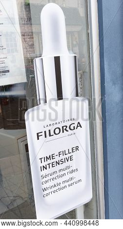 Bordeaux , Aquitaine France - 11 05 2021 : Filorga Laboratoires Logo Brand And Text Sign On Windows 