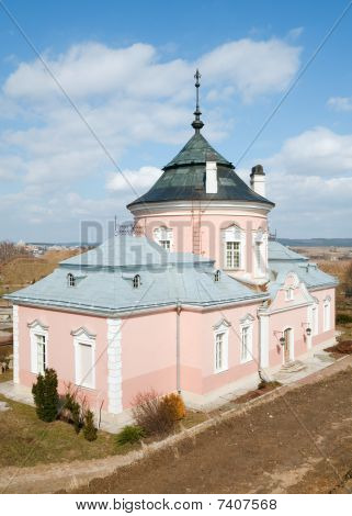Printemps Zolotchiv Castle View (ukraine)
