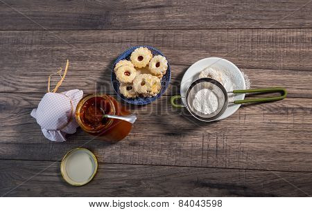 Canestrelli biscuit on wood table, vanilla cookies
