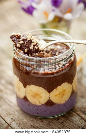 Cocoa Porridge With Banana And Almonds