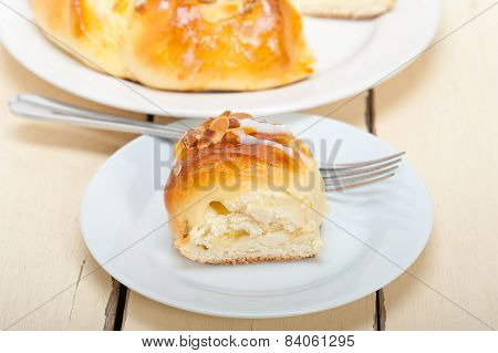 Sweet Bread Donut Cake