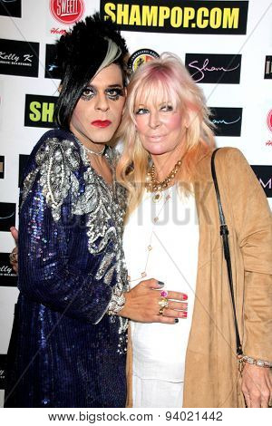 LOS ANGELES - JUN 4:  Sham Ibrahim, Jo Hilton at the Celebrity Selfies Art Show by Sham Ibrahim at the Sweet! Hollywood on June 4, 2015 in Los Angeles, CA