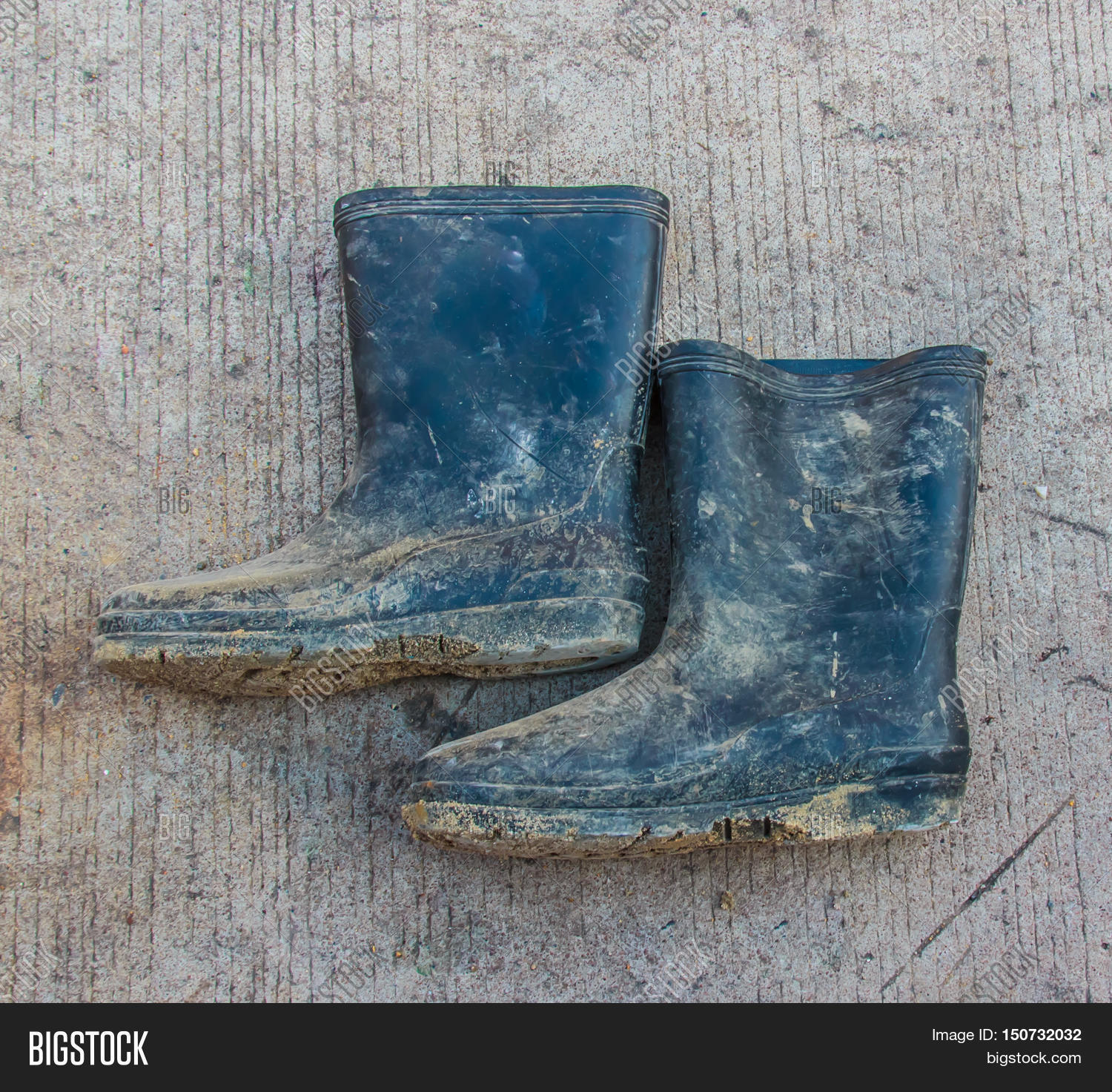 comfortable work boots for construction