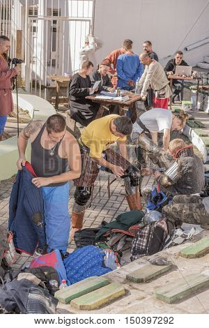 Rostov-on-Don Russia- October 012016: Fight knights in the arena of the park W. Cherevichkin. Knights wears armor