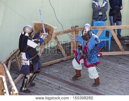 Rostov-on-Don Russia- October 012016: Fight knights in the arena of the park W. Cherevichkin