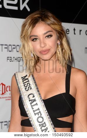 LOS ANGELES - OCT 1:  Nadia Mejia at the Metropolitan Fashion Week Closing Gala and Awards Show at the Warner Brothers Studios on October 1, 2016 in Burbank, CA