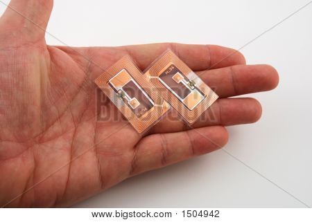 RFID tagy