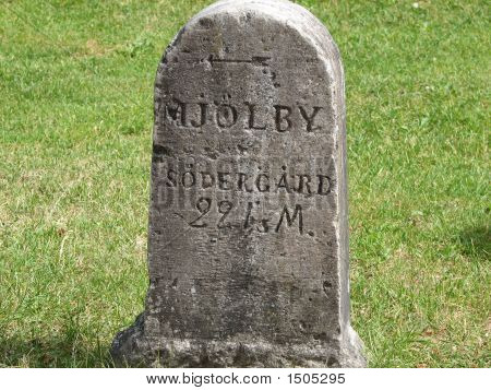 Tombe en Suède