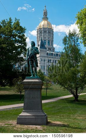 Hartford Connecticut Capitol and Israel Putnam Statue in Busnell park.