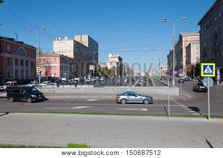 Moscow, Russia - September 22.2015. The Crossing the street Novy Arbat and Novinsky Boulevard