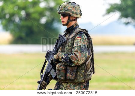 Feldkirchen / Germany - June 9, 2018: German Soldier On An Exercise At Open Day On Day Of The Bundes