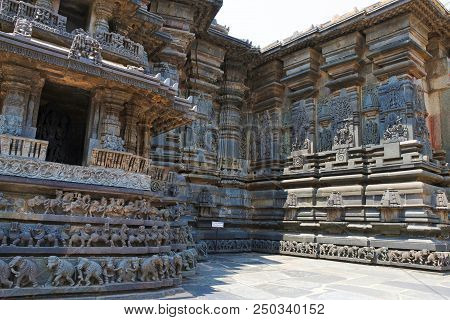 Closed Mandapa And Decorative Friezes With Deities, Dancers And Other Figures, Chennakeshava Temple.