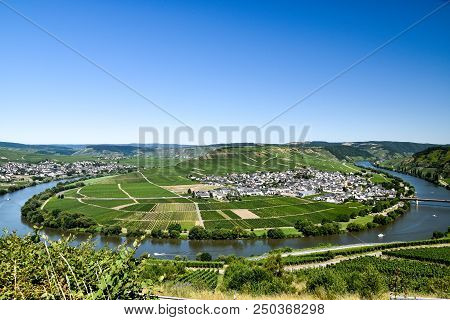 Leiwen Village On The Mosell Ein Germany
